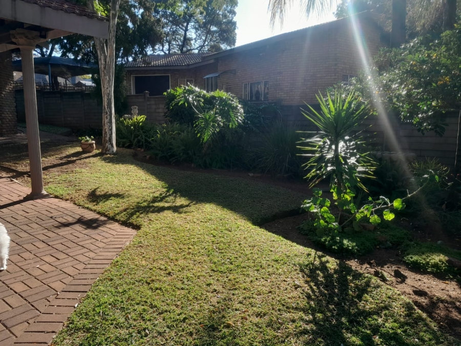 3 Bedroom Property for Sale in Geelhoutpark North West